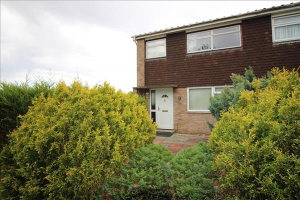 Salcombe Close, Bedford