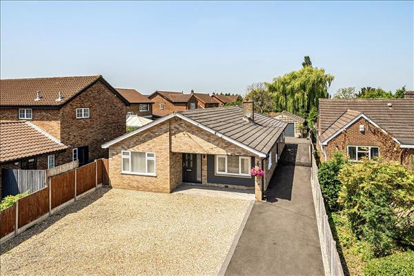 Broad Green, Cranfield